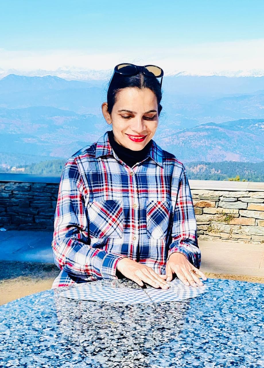 Surabhi Chandra, TellATaleTarot